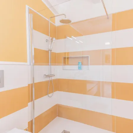 ベッド・アンド・ブレックファスト Capo Norax De Luxe Avec Jacuzzi A 250m De La