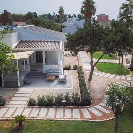 Capo Norax De Luxe Avec Jacuzzi A 250m De La Bed & Breakfast Pula