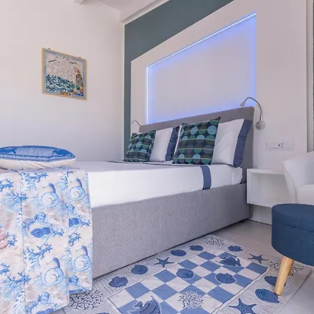 Capo Norax De Luxe Avec Jacuzzi A 250m De La Bed & Breakfast 4*